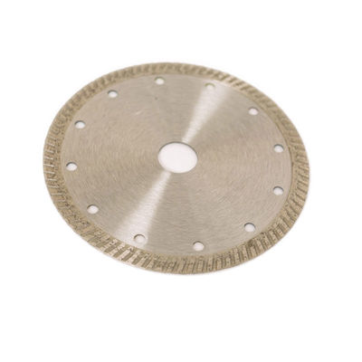 Corpo di acciaio di Diamond Blade 65Mn della porcellana di alta qualità 6inch “150×1.4/2.4×10×22.23mm della pressa a caldo con vita tagliente lunga