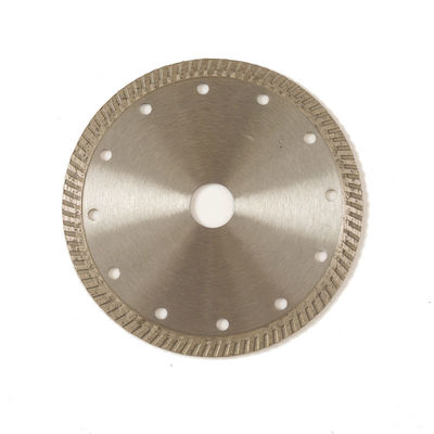 Corpo di acciaio di Diamond Blade 65Mn della porcellana di alta qualità 6inch “150×1.4/2.4×10×22.23mm della pressa a caldo con vita tagliente lunga