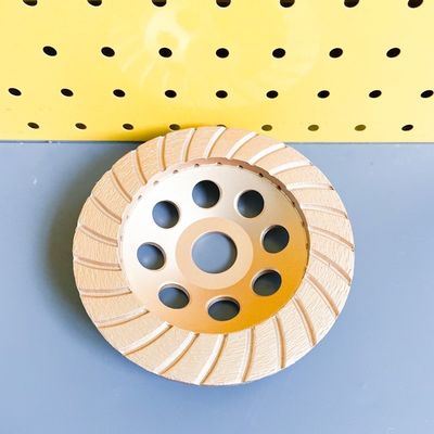 Lo strumento 6inch di HuaChang ha sinterizzato la ruota di 150mm Diamond Continuous Turbo Grinding Cup per calcestruzzo, la pietra, materiali da costruzione