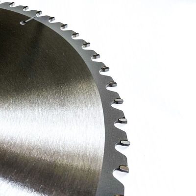 la circolare del CTT di 700mm 85mm la lama per sega per il legno di metallo o 210 x 30mm di alluminio 254x15.88mm